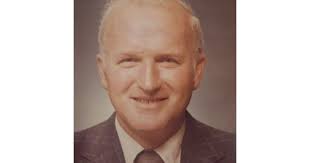 Richard J Sisson Obituary (1935