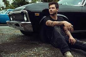 Pin On Men Posing Ideas