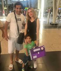 أحمد فهمي احتفل بخطوبته على هنا الزاهد في اجواء عائلية. Ø¨Ø§Ù„ØµÙˆØ± Ø§Ù„Ø¸Ù‡ÙˆØ± Ø§Ù„Ø£ÙˆÙ„ Ù„Ø£Ø­Ù…Ø¯ ÙÙ‡Ù…ÙŠ ÙˆÙ‡Ù†Ø§ Ø§Ù„Ø²Ø§Ù‡Ø¯ ÙÙŠ Ø´Ù‡Ø± Ø§Ù„Ø¹Ø³Ù„ Ù…Ø§ Ù‚ØµØ© Ø§Ù„Ø®Ù„Ø®Ø§Ù„ Laha Magazine