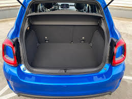 Fiat 500x spezifische kofferraumwannen, gummi fußmatten, dachträger, sonnenschutz, hundegitter passgenau günstig online kaufen. Fiat 500x Sport 1 6 Multijet Mit 120 Ps Im Test