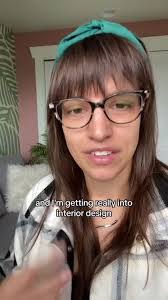 Robin Machado's Instagram, Twitter & Facebook