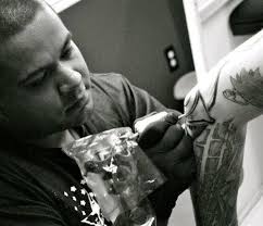 Tattoo artist Ben Ochoa