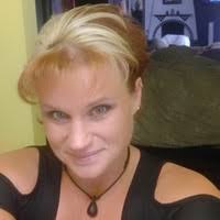 8 "Michele Samek" profiles