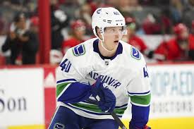 Elias pettersson ice hockey spillerprofil viser alle kampe og turneringer med statistik for alle de kampe han har spillet. Canucks Overcome Senators Petterson Gets Winner Hat Trick