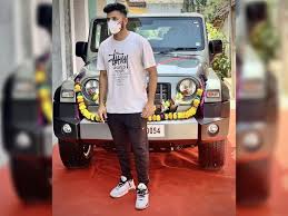 It wasn't the debut match hyderabad pacer mohammed siraj was dreaming of. Anand Mahindra Gifts Thar Suvs To Shardul Thakur And T Natarajan English Lokmat Com