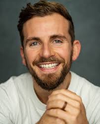 Michael Naylor's Instagram, Twitter & Facebook