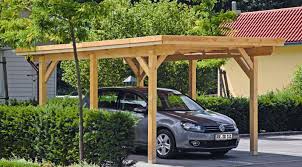 Naturlich Kann Man Einen Carport Auch In Eigenleistung Bauen Allerdings Ist Das Kein 1 Mann Job Die Pfosten Sind Schwer Und Es Pergola This Ole House Carport