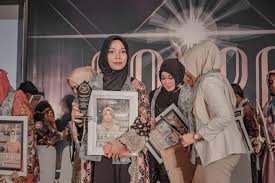 We did not find results for: Inspirasi Rico Huang Sukses Di Usia 24 Tahun Kini Mantap Menatap Bisnis Photobook