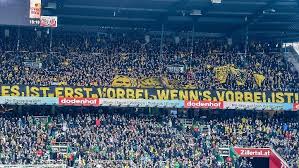 Ab 20.30 uhr rollt heute der ball im dortmunder signal iduna park, wenn borussia dortmund und der fc bayern gegeneinander spielen werden! Borussia Dortmund On Tumblr