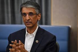 Temasek international, the investment and management arm of temasek holdings, announced on tuesday that dilhan pillay sandrasegara will succeed lee theng kiat as chief executive officer from. Jx8dgtf4e Dsm