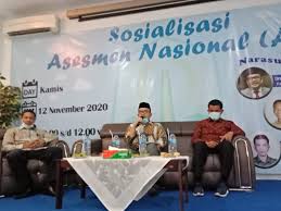 Examples of using national assessment in a sentence and their translations. Dinas Pendidikan Aceh Gelar Sosialisasi Asesmen Nasional 2021 Secara Virtual Media Online Aceh