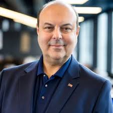 I totally agree with this post.