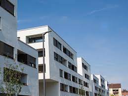 Dies ist durch die veränderte bauweise von eigentumswohnungen zu erklären. Immobilien Mieten Oder Kaufen Der Faktencheck Fur Wurzburg Wurzburg Erleben