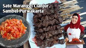 Sebelum memsan, kami mengintip pesanan pengunjung lain. Cara Membuat Sate Maranggi Maranggi Cianjur Sambel Purwakarta Youtube