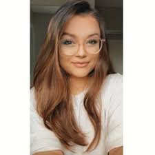 Alina Baldwin's Instagram, Twitter & Facebook