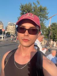 Sous le ciel de paris 🤍🇫🇷