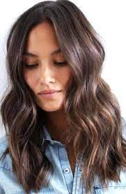 30 Ways To Style Brown Medium Hair Stunning Medium Length Hairstyles Medium Hair Styles Medium Length Hair Styles Brown Hair With Blonde Highlights
