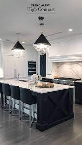 This Black And White Kitchen Is Always Dressed For The Occasion With Timeless Style And Sophisti Kitchen Inspiration Design Kitchen Design White Kitchen Design