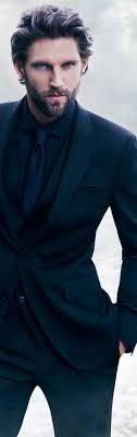 Comment Reussir Son Nouvel An Les Idees De Tenues Pour Le Reveillon Et Les Bons Plans Sortie Et Bien Choisir Son Champagne Jamais Vulgaire Blog Mode Homme Magazine Et Relooking Online Its name derives from the word réveil (meaning waking.
