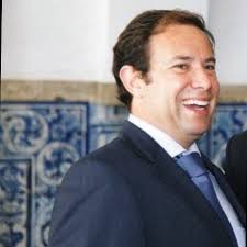 Oliver Wilcox Email & Phone Number