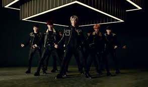 On november 3, jtbc news reported that several industry sources had revealed that wanna one is . Song Review Wanna One Boomerang The Bias List K Pop Reviews Discussion