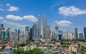 Secepat mungkin nak berada di bawah aliran air, sebab air yang awal itu sejuk dan menyamankan! Lembah Klang Alami Cuaca Sejuk Seperti Di Tanah Tinggi Ini Penjelasannya Gempak