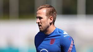 Kane considering his tottenham future (telegraph). Harry Kane Does Not See Himself As Undroppable For England