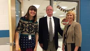 Springfield's Crestview Elementary School celebrates opening