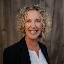 Susan Elkin's Instagram, Twitter & Facebook