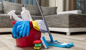 7 Astuces Pour Organiser Et Optimiser Un Grand Menage Contrairement Au Menage Quotidien Le Grand Me En 2020 Maison Propre Materiel De Nettoyage Service De Nettoyage