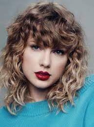 Curly Bangstyle Hair Curly Bangstyle Curly Bangstyle Hair Natural Curly Bangstyle Hair Long Cu Taylor Swift Curly Hair Curly Hair Beauty Taylor Swift Hair