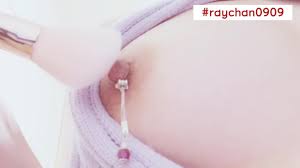 乳首オナニー】筆ブラシでゆっくり焦らしてからご褒美乳首イキ - Pornhub.com