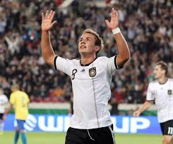 Wm Siegschutze Mario Gotze Das Fussball Talent Muss Wohl Von Gott Gegeben Sein Www Jesus Ch Fussball Christlicher Glaube Mario