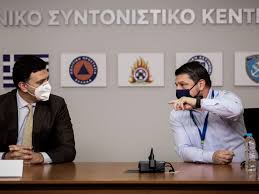 «τα θέματα ήταν αναμενόμενα και οι εκφωνήσεις στοχευμένες, ώστε να βοηθήσουν το μαθητή να εντοπίσει την απάντηση», αναφέρει η καθηγήτρια κοινωνιολογίας αναστασία σταματίου. Panelladikes 2021 Proteinomena 8emata Kai Apanthseis Koinwniologias Prosanatolismoy In Gr