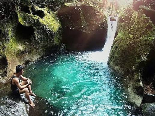 Obyek Wisata Batu Belah Antiga