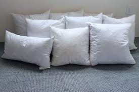 My Secret To Finding Inexpensive Pillow Forms Inexpensive Pillows Cheap Pillows Pillow Forms