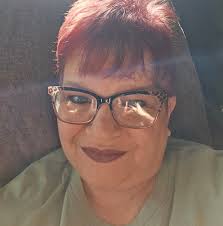 Hey guys can anyone possibly help a family of 5 with a little food? I know  it's Xmas and everyone is probably busy spending time with family and in a  tight spot