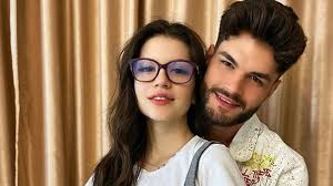 Jan 08, 2021 · acte necesare căsătorie în 2021. Cine Este È™i Cum AratÄƒ Edward Sanda Iubitul Cleopatrei Stratan Foto B1tv Ro