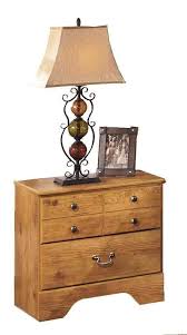 Ashley Bittersweet 5 Pc Queen Poster Bedroom Set With Chest In Light Brown Ashley Furniture Living Room Ashley Furniture Bedroom Ashley Bedroom Furniture Sets