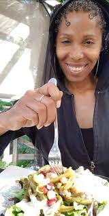 Swallowing while eating habits