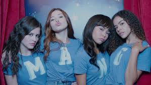 I wear a size 13 in the cdb but a 14 in nike. 039 Ginny Amp Georgia 039 Stars Break Down Dark Secrets Ginny 039 S Finale Cliffhanger And Season 2 Hopes Exclusive Cbs8 Com