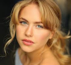 Evie Farmer's Instagram, Twitter & Facebook