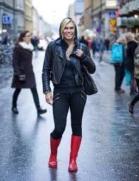 Mikaela laurén (born 20 january 1976) is a swedish professional boxer and former national team swimmer. Mikaela Lauren Fran Brottsling Till Boxare Halsoliv