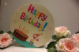 Der kostenlose service von google übersetzt in sekundenschnelle wörter, sätze und webseiten zwischen deutsch und über 100 anderen sprachen. U 50 Blog Feiert Geburtstag Modeblog Frauen Uber 50 Beste Best Ager 50plus Lifestyle Fashion Mode Beauty Kosmetik Gesundheit