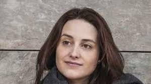 Berta Dávila Fernández: "Escribir é un camiño longo"