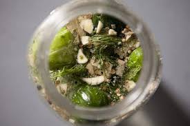 Farm ridge foods® new half sour garden fresh pickles. Half Sour Pickles New York Crunchy Pickles Recipe
