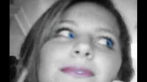 Photo : Loana porte sa petite Mindy