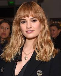 The layers look best with a side swept bang curls looks pretty cute. Best Fringe Hairstyles For 2020 How To Pull Off A Fringe Haircut