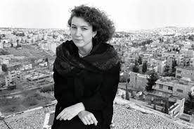Marie colvin's death marked an inflection point in the syrian conflict. Photos War Correspondent Marie Colvin S Life In The Field Women In History Brave Women Inspirational Women