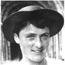 Edward Brazier's Instagram, Twitter & Facebook